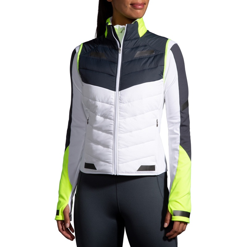 Brooks Women’s Run Visible Insulated Vest XSmall White/Asphalt/Nightlife-134