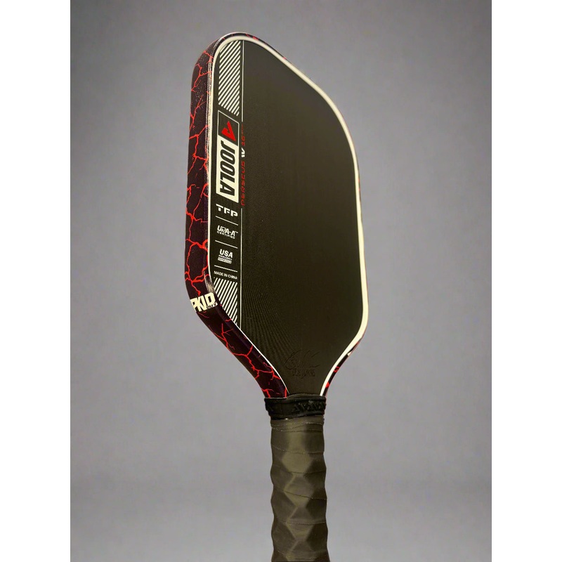 Custom Joola Ben Johns Perseus Pro IV – Pickleball Paddle – Hesacore – Black Magma